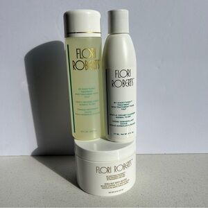 Flori Roberts Skincare Set‎